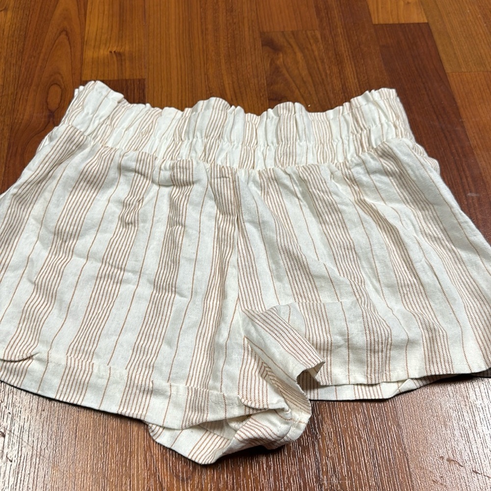 Forever 21 shorts size M